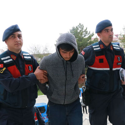 Afyonkarahisar'da iki kız kardeşin katili ağabey çıktı