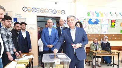 Gül: Türkiye'ye zarar verir