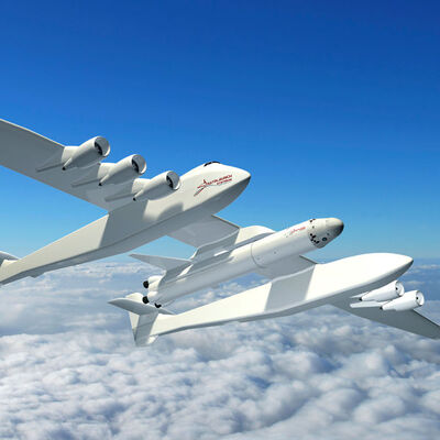 Dünyanın en büyük uçağı ilk uçuşunu yaptı