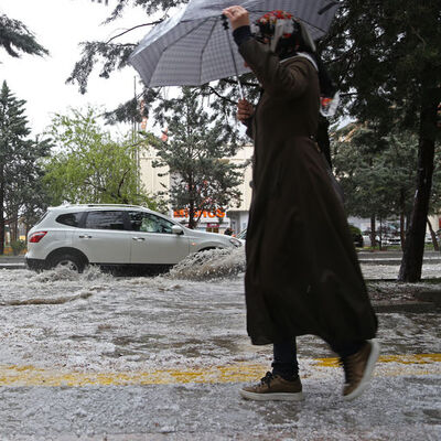 Gök gürültülü geliyor!