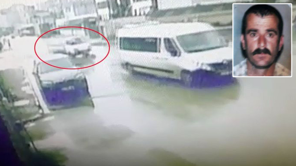 30 yıllık eşini kamyonetle ezip kaçtı!