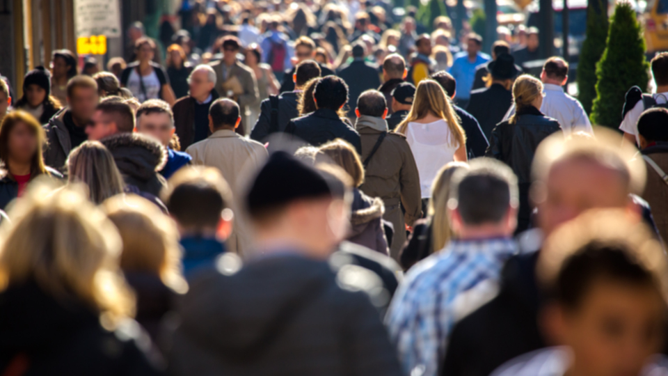 Yürürken kollarını sallamayanlara kötü haber!