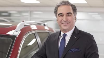 Nissan 8 ülkeyi Özkök'e emanet etti