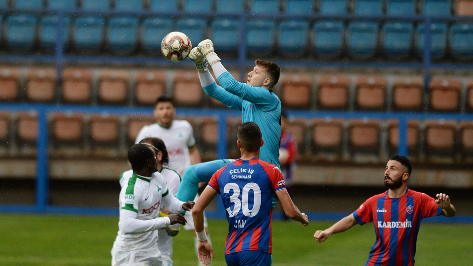 Karabükspor puanı hatırladı!