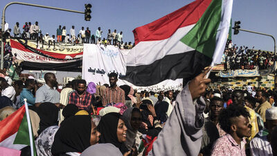 Sudan'da geçici hükümeti siyasiler kuracak