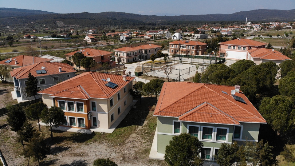 Koruncukköy, İzmir'de açılıyor