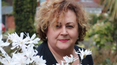 Almula Merter kimdir?