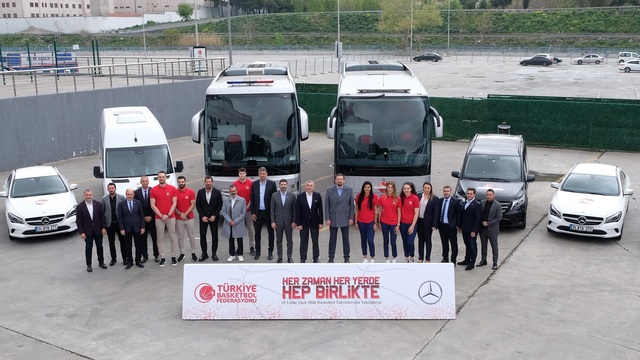 Basketbol sponsorluğunu 2022'ye uzattı