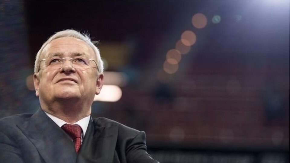 Volkswagen emisyon skandalı: Eski CEO Martin Winterkorn Almanya'da dolandırıcılıkla suçlandı