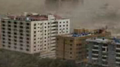 Pakistan'da şiddetli fırtına can aldı