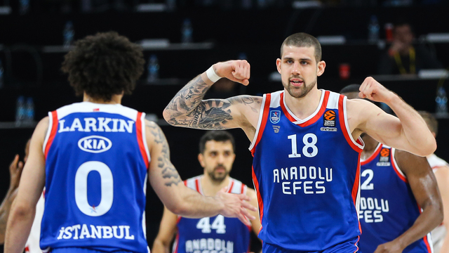 Anadolu Efes'in konuğu Barcelona