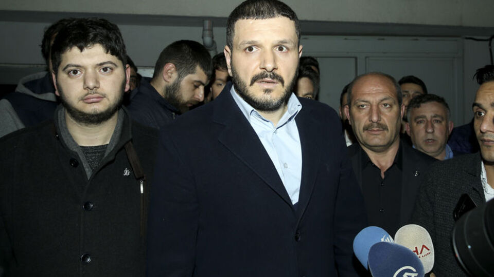 Sinagog eylemine 1 yıl hapis