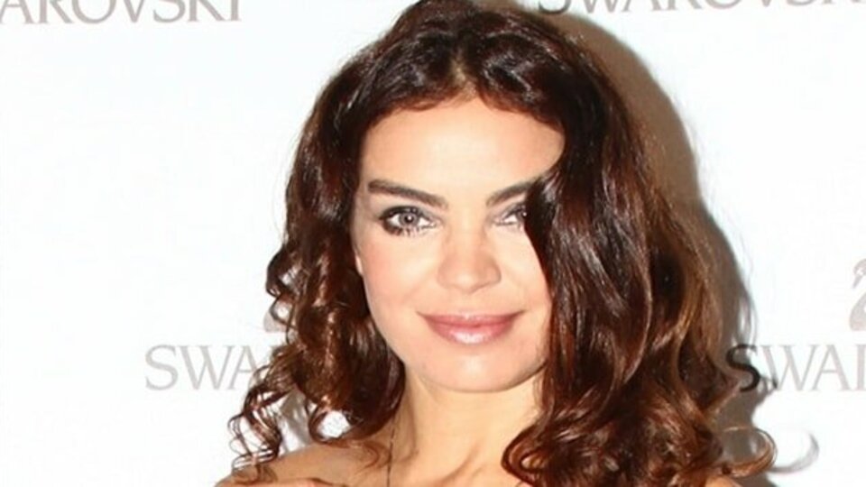 Esin Moralıoğlu kimdir?