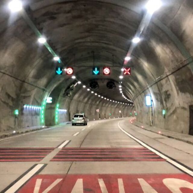 Çamlıca-Libadiye Tüneli açıldı