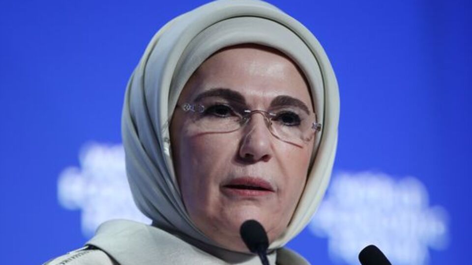 Emine Erdoğan'a 'Fark Yaratan' ödül