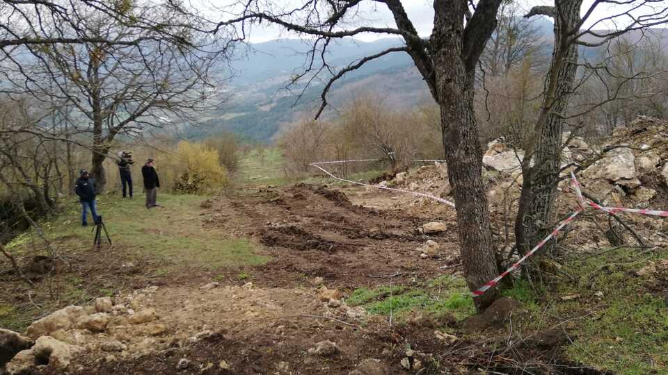 "Gizli görevdeyiz" deyip kaçak kazı yaptılar