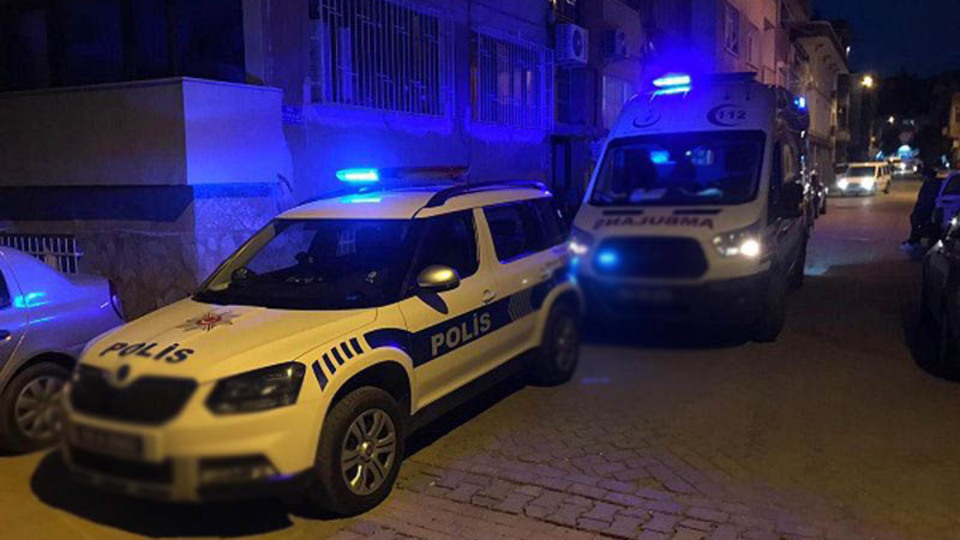 Yaşlı adam evinde ölü bulundu