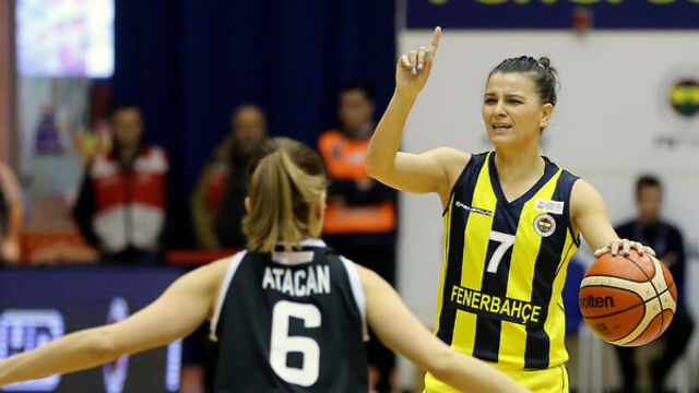 Fenerbahçe, Beşiktaş'ı farklı geçti!