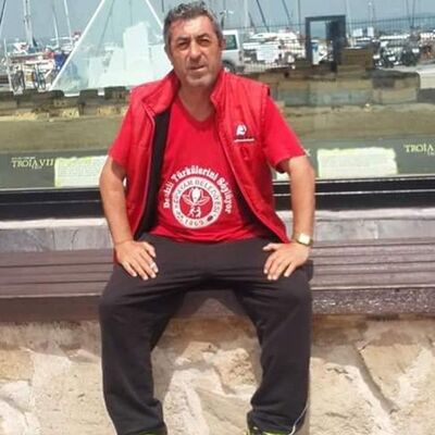 Muhabbet kuşu uğruna can verdi!