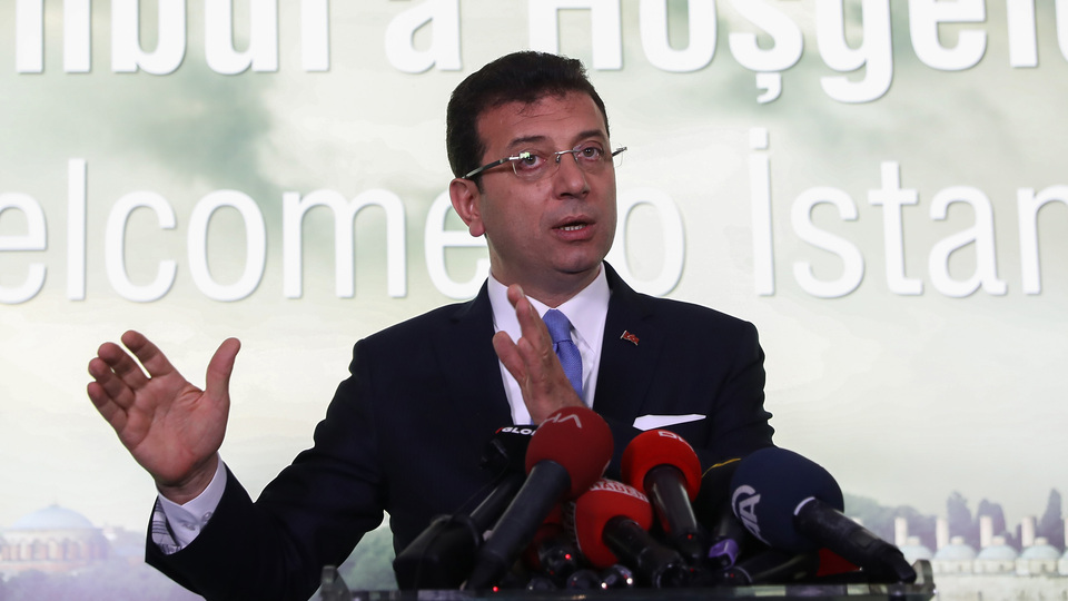 İmamoğlu'ndan, belediyenin tüm veri tabanını kopyalatma talimatı