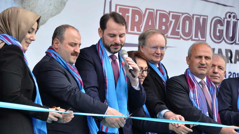 Bakan Albayrak: Bugün burası bize Trabzon olmuş
