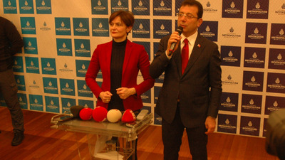 İmamoğlu'ndan meclis üyeleriyle ilk toplantı