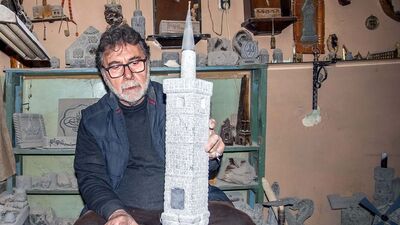 15 yıldır sanatını taştan çıkarıyor