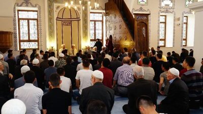 Akşam namazı nasıl kılınır?