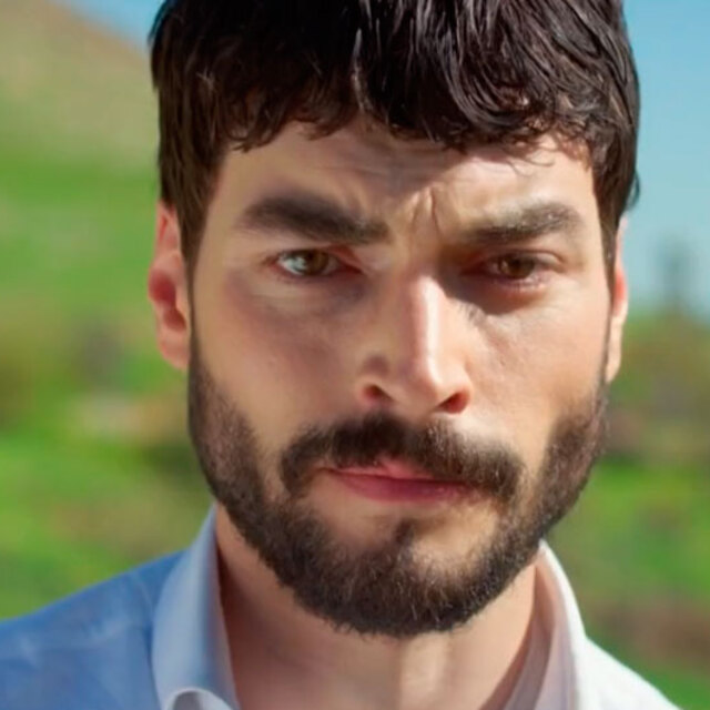 Azat Reyyan'ı konağa getiriyor!