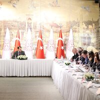 Bakan Albayrak bankacılarla toplandı