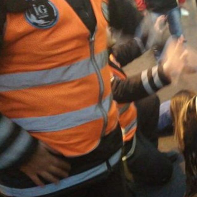 Edirnekapı'da metrobüs yolcuya çarptı