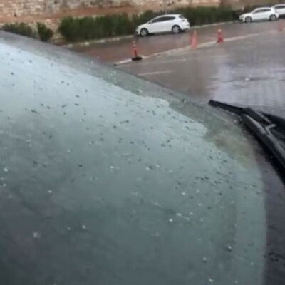 İstanbul'da yağmur ve dolu