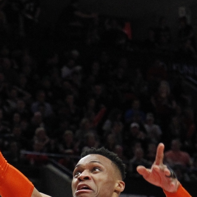 Thunder, Westbrook ile kazandı