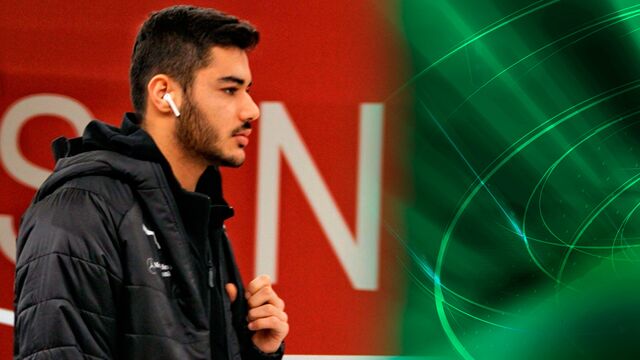 Ozan Kabak kaosun içinde!