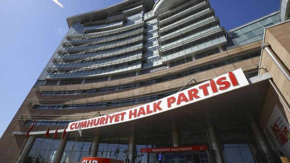 CHP MYK olağanüstü toplandı