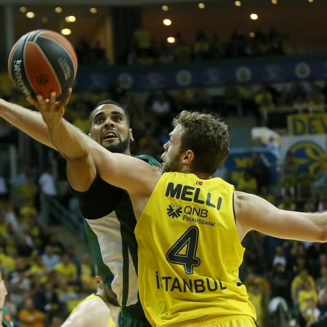 Fenerbahçe, Zalgiris deplasmanında