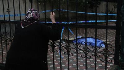 Kızının cenazesi başındaki ağıdı yürekleri yaktı