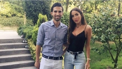 Saynur Öztürk kimdir?