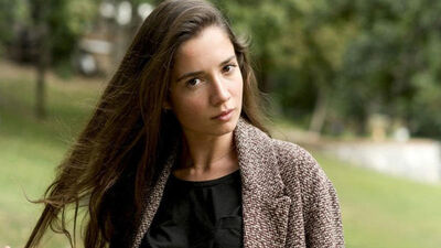 Elit İşcan kimdir?