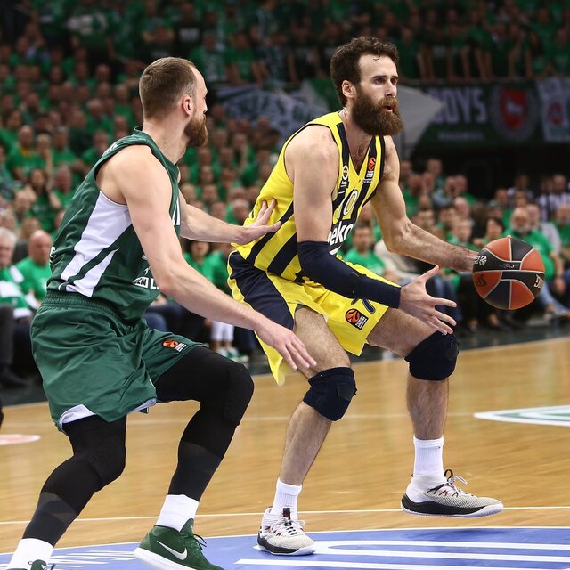 Final Four için dev adım!