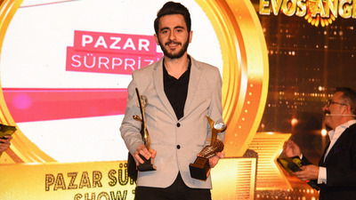Pazar Sürprizi'ne Yılın En İyi Magazin Programı ödülü!
