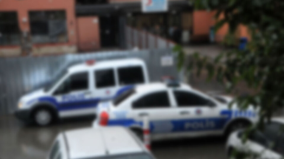 Cep telefonu si̇lah sayıldı