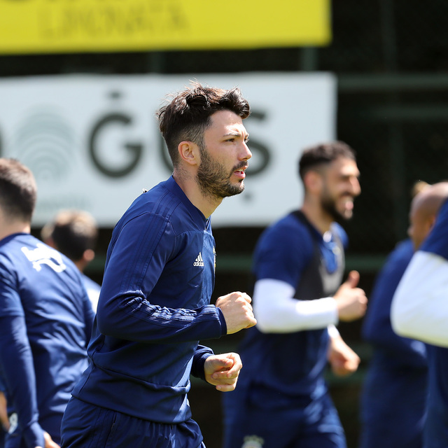 Fenerbahçe'de Trabzon mesaisi sürüyor