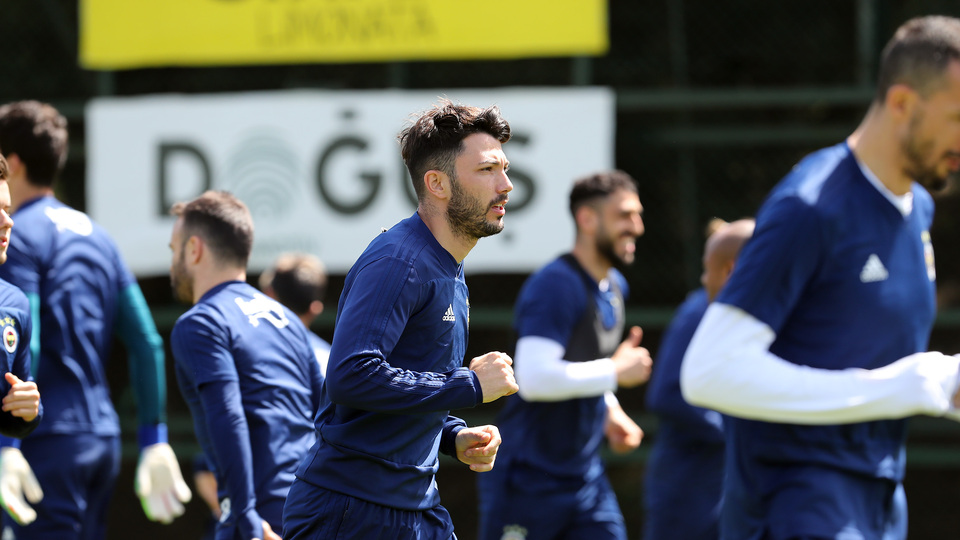 Fenerbahçe'de Trabzon mesaisi sürüyor