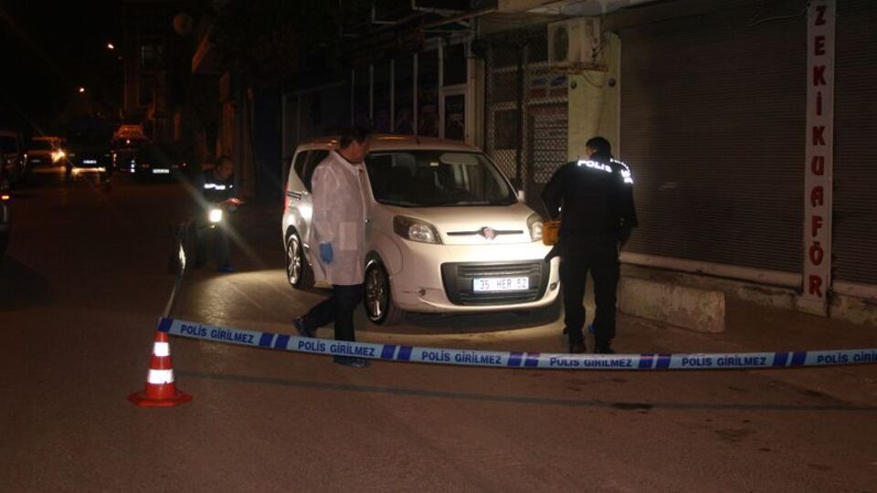 İzmir'de sokak ortasında cinayet!