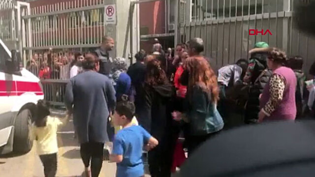 Okulda deney sırasında patlama oldu!