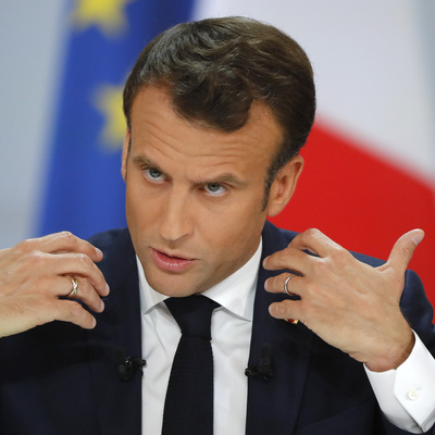 Macron sarı yeleklilerin taleplerine yanıt verdi
