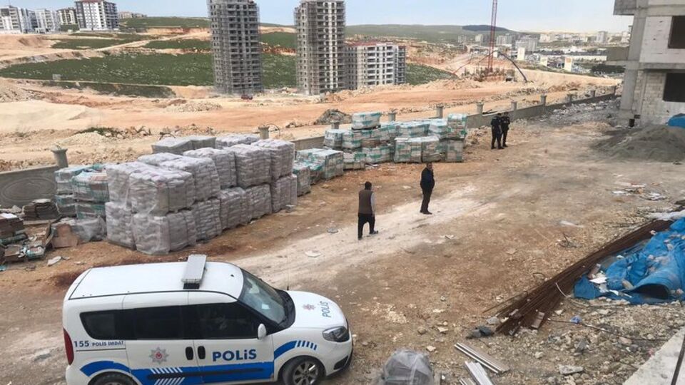 Yine o korkunç iddia! El ele atladılar