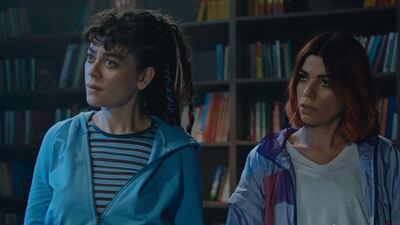 Azra ve Deniz, korkunç planı öğreniyor!