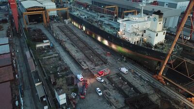 Tuzla Tersanesi'nde feci kaza!